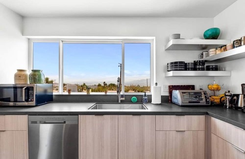 Yucca Valley Villa | Stunning Yucca Valley Rental with a Hot Tub for Glamping in California