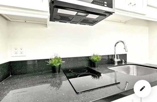 North Park Apartment | Stylish Studio Center of North Park