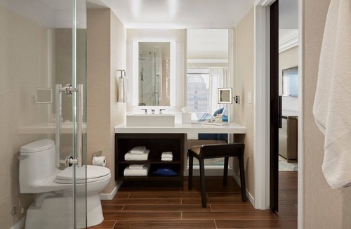 Union Square Hotel | Subtle Elegance w/Spacious Rooms in San Francisco, Parking | 4 Units