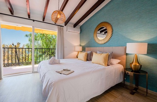 Pedregalejo Playa Apartment | Sunset Malaga Apartments - Bathrooms 50
