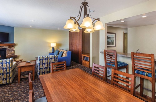 Tahoe Village Resort | Swimming, water-skiing, sailing and much more!