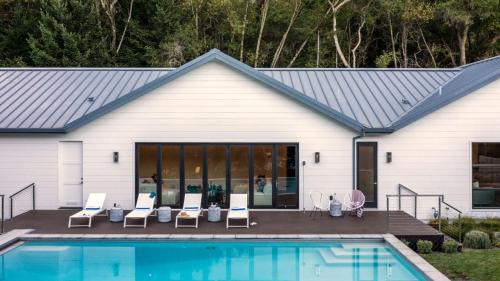 Sonoma Villa | Syrah by AvantStay
