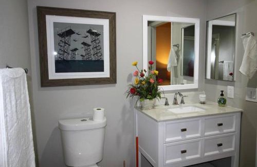 Spring Valley Apartment | T-Designed to ENJOY!. Best Vacation