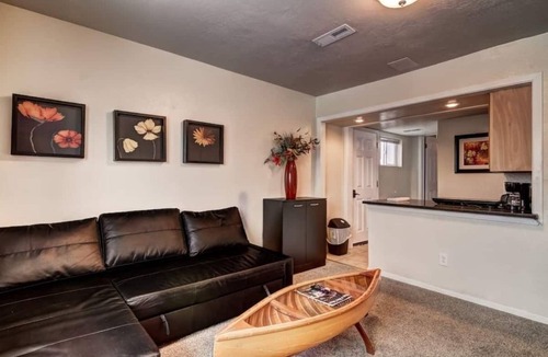 Tahoe Village Condo | Tahoe Mountain Escape - Cozy 1BR/1BA, Epic Views & Adventure Nearby