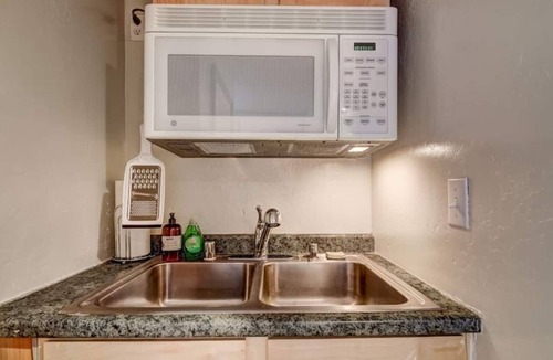 Tahoe Village Condo | Tahoe Mountain Escape - Cozy 1BR/1BA, Epic Views & Adventure Nearby