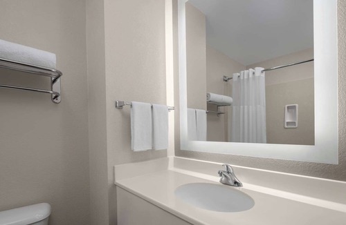 Folsom Hotel | Take a breath! One Bedroom Suite with Balcony Overlooking Folsom's Scenic Views!