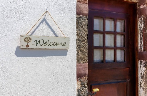 Exo Gonia Villa | Tasteful Santorini Villa | Anthea Residence | 1 Bedroom | Charming Interior &.