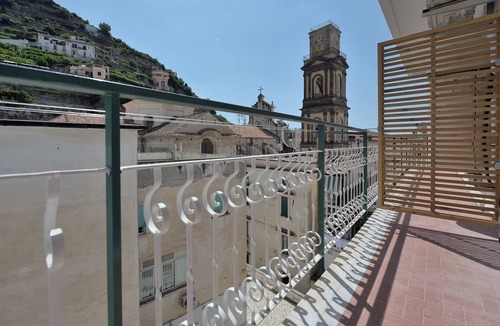Minori Apartment | The Bell Tower Clock with terrace