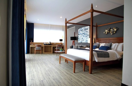 Denpasar Timur Hotel | The Cakra Hotel