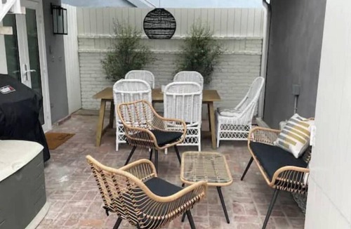 West Newport Apartment | The Chic Beach Studio w/spacious patio