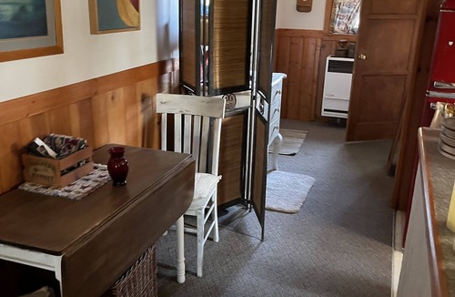 Pine Cove Apartment | The Cowboy Casa - Rustic Idyllwild Cabin for Two