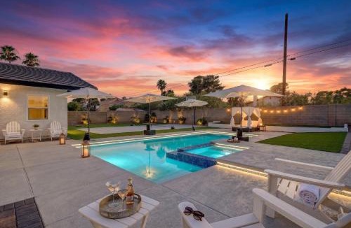 Spring Valley Villa | The Grand Oasis Estate - A Luxe Private Resort Near The Strip