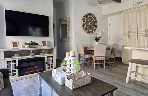 Lancaster Apartment | The Little Chateau