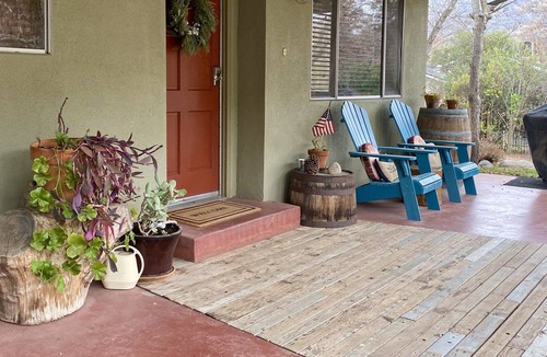 Kaweah House | The River House ~ Close to Sequoia National Park