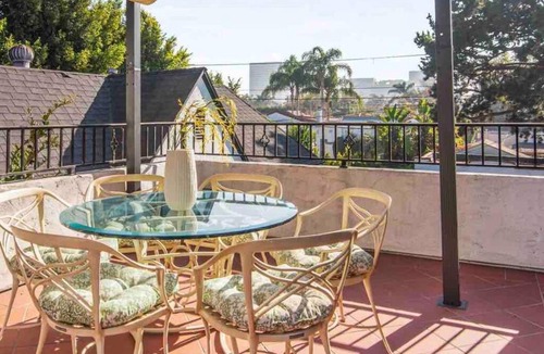 Beverly Grove Villa | The Spanish Hideaway
