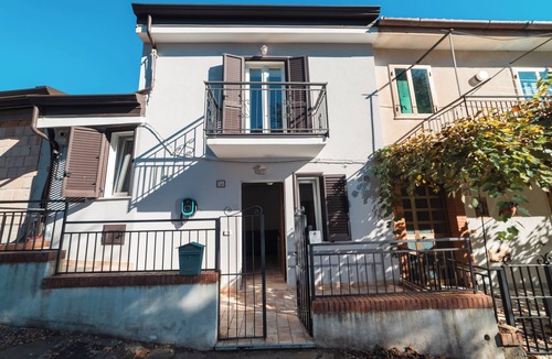 Vatolla House | The Sparrow's Nest - Hill 20 minutes from the sea