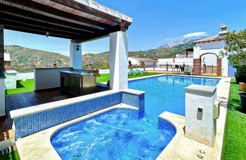 Canillas de Albaida House | This beautiful vacation home is located in a wonderful location in Canillas de Albaida in the provin