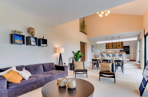 New Golden Mile Villa | Top Renovated 4BDRM Luxury Villa - Frontline Golf