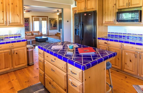 Paso Robles House | Tour de Rouge-A French Inspired Modern Farmhouse! Brand New Pool/Spa!