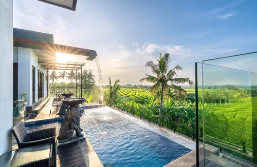 East Selemadeg Villa | Tranquil Luxury Stay with Rice-Field & Ocean Views, Private Pool+Bar, Chef & BBQ