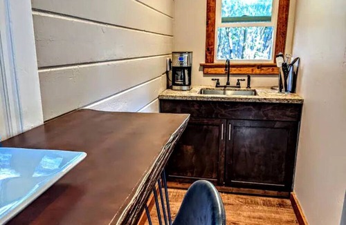 Pauma Valley Cabin | Tranquil Retreat in Santa Ysabel: Glamping Cabin with Nature's Beauty