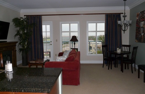 Lake Las Vegas Condo | TRANQUIL SETTING IN 6TH FLOOR, 1 BEDROOM 1 BATH CONDO WITH BREATHTAKING VIEW