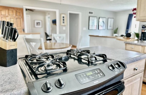 Lompoc House | Tranquil Westside Beach Retreat