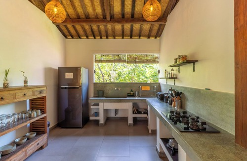 Uluwatu House | Tropical 2 BDR Joglo Villa Private Pool Heart of Uluwatu