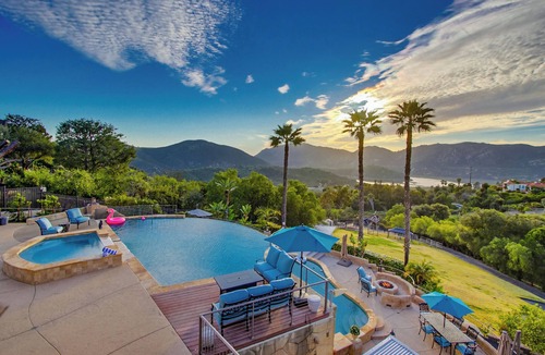Lake Hodges House | Tuscan Luxury 2 Story Pool w/40ft slide Lake View with Game Room and Mini Golf