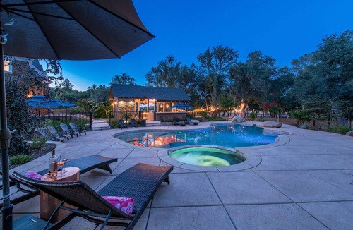 Shingle Springs House | Ultra Exclusive Pool Estate on Swan Lake - Hot Tub & Wine!