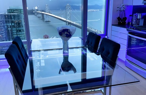 South Beach Apartment | Unforgettable Luxury Penthouse ★ Iconic Bay Bridge & Skyline Views in SF