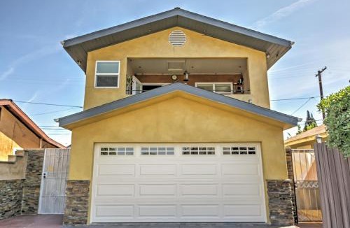 Sutter Villa | Unique Long Beach House w/Patio, Grill & Balcony