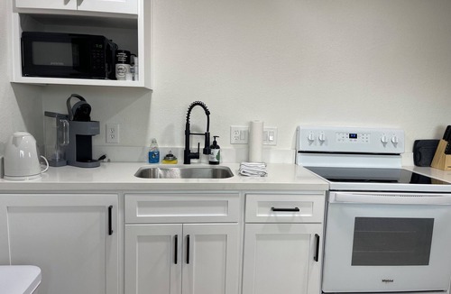 Salida Apartment | Updated Central Valley studio apartment #5 near hospitals and HWY 99
