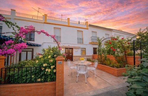 Olvera House | Villa Campanilla
