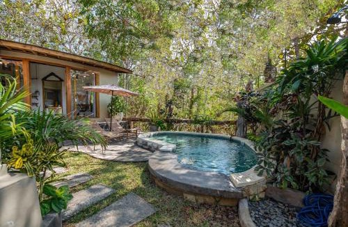 Uluwatu Villa | Villa Capung Padang Padang
