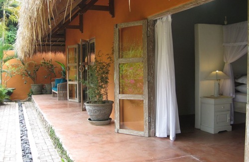 Kaba-Kaba Villa | VILLA CEPAKA 'FRANGIPANI' ROOM.