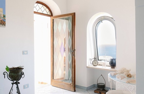 Marina Grande Villa | Villa Elena by MyVillaCollection