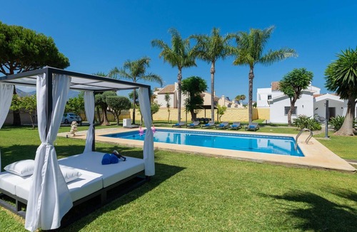 Playa del Sol-Villacana Villa | Villa Estepona, 4 bedrooms, 8 persons