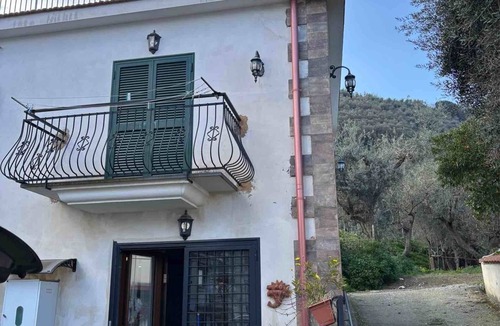 Vico Equense Villa | VILLA GIUSY COZY SEA-MOUNTAIN QUIET AREA IN PARK FREE PARKING SPACES