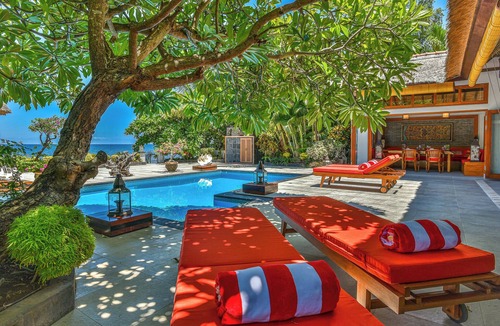 Dencarik Villa | Villa Kamboja ~ Intimate Luxury Beach Villa 3BR