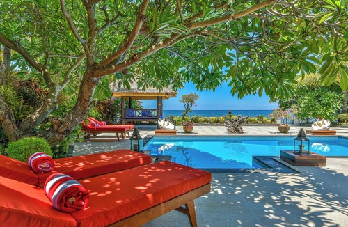 Dencarik Villa | Villa Kamboja ~ Intimate Luxury Beach Villa 3BR