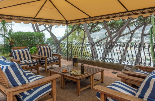 Lacco Ameno Villa | VILLA LE PAGINE BIANCHE Sea view, thermal pool, and centuries-old garden