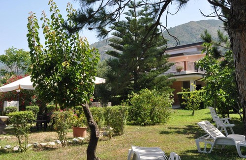 Paola Bed & Breakfast | Villa Lidia