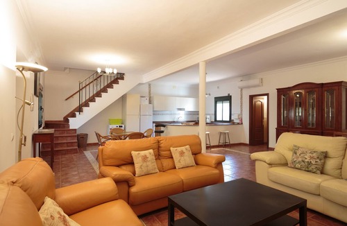 Marchena Villa | Villa Los Pinos with Pool, Wi-Fi, A/C, Terrace & Garden