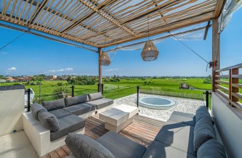 Beraban Villa | Villa Lumira - Breathtaking 4BR with Water Slide & Rice Field Views