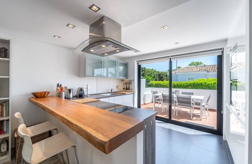 Playa del Sol-Villacana Ski Chalet | Villa Luna - Charming Family-Friendly Villa near the Beach