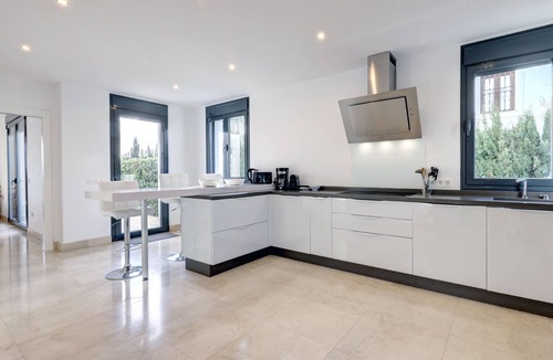 Casares Villa | Villa "Luxury Villa Casares Costa" with Sea View, Private Pool & Wi-Fi