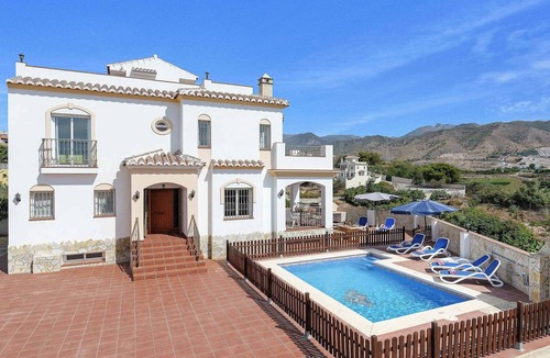 Nerja Villa | Villa Mango - Three Bedroom Villa, Sleeps 6