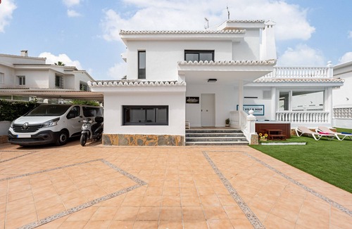 Torremolinos Villa | Villa "Mar" with Sea View, Private Pool & Wi-Fi