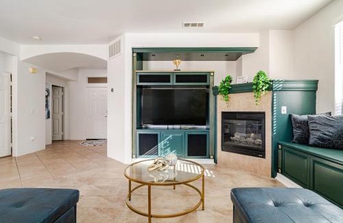 Coachella Villa | Villa Next to Coachella Music Festival